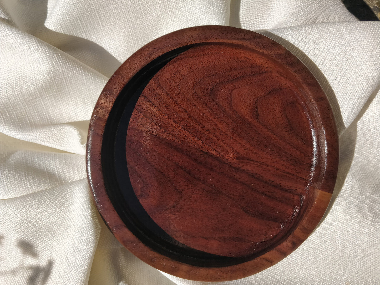 Deep Lip Solid Wood Plates