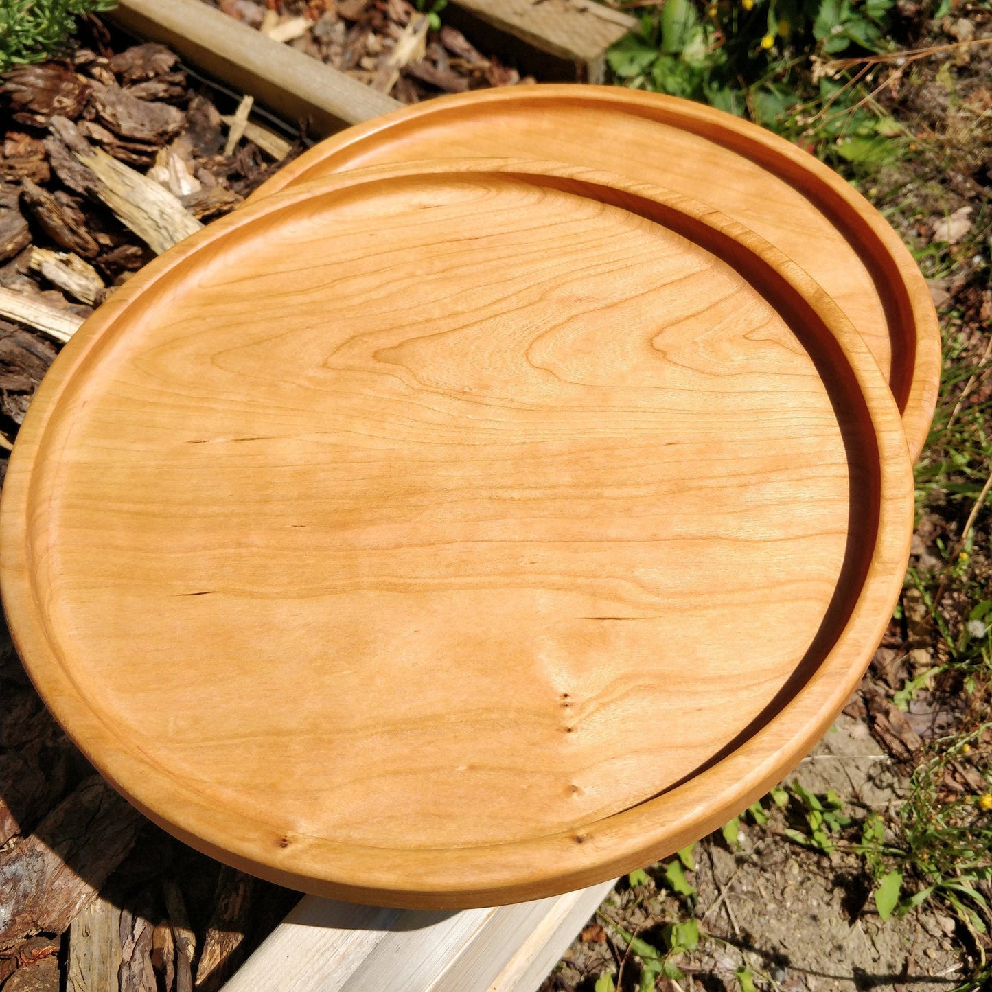 Deep Lip Solid Wood Plates